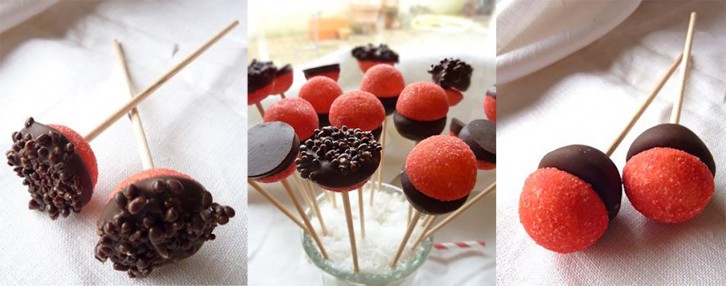 Gourmandise : fraises tagada et chocolat en sucette